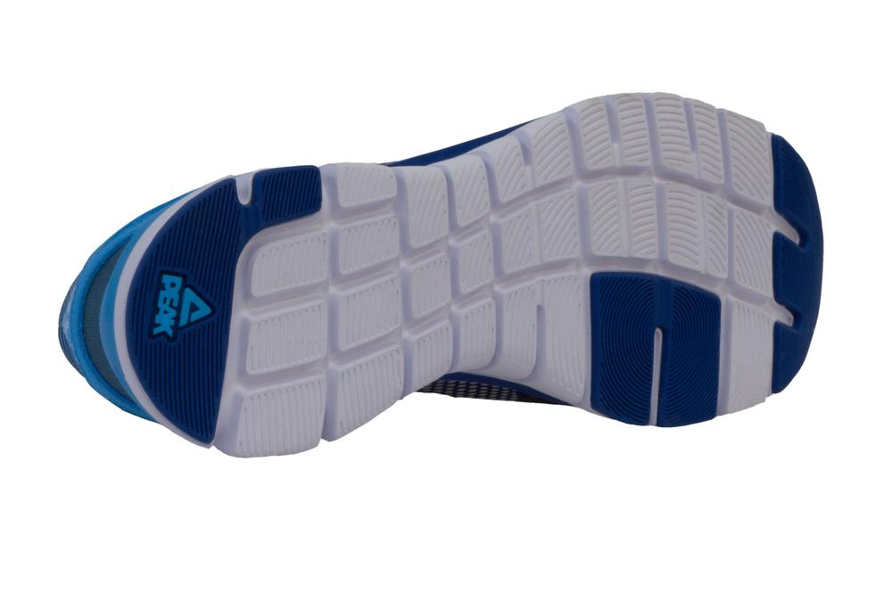 peak running shoes
