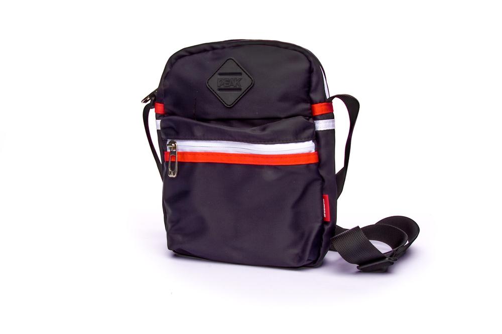 peak single shoulder bag