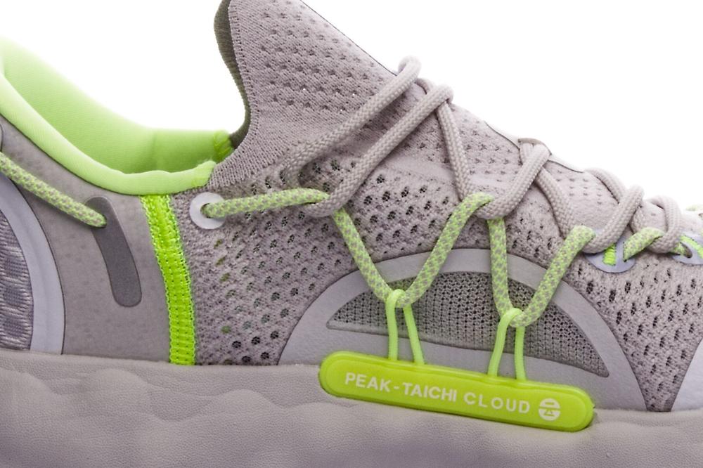 peak cushion running shoes